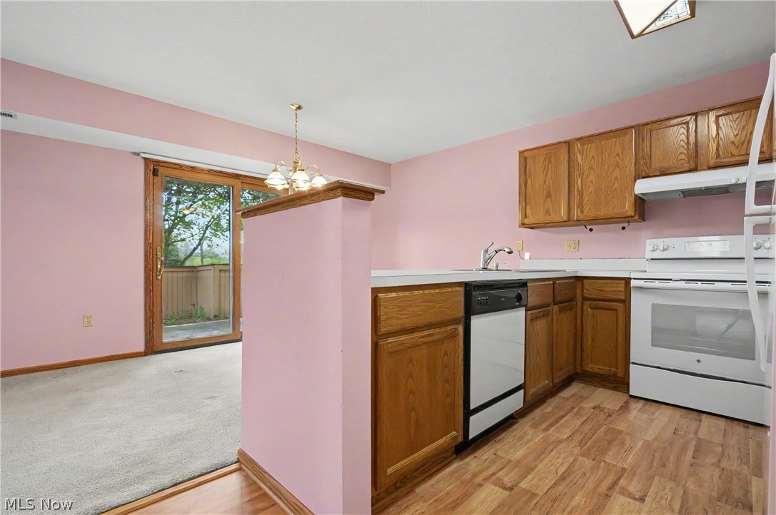 Windchimes On Summit - Residential