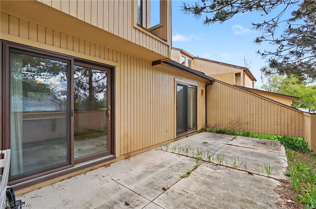 Windchimes On Summit - Residential