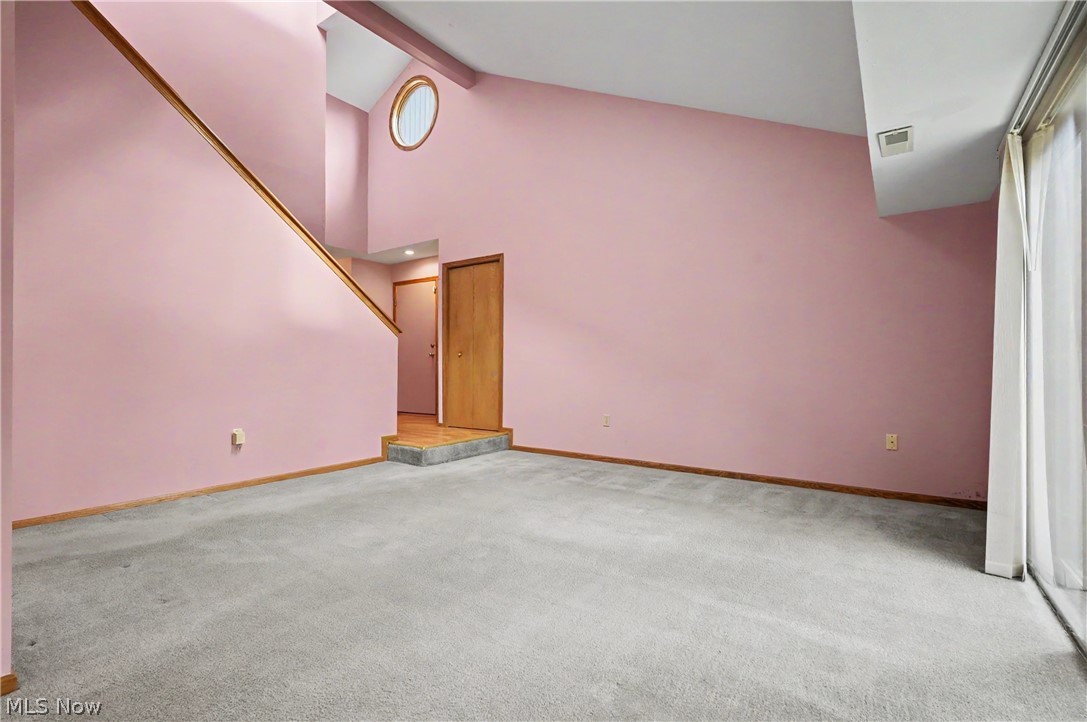 Windchimes On Summit - Residential