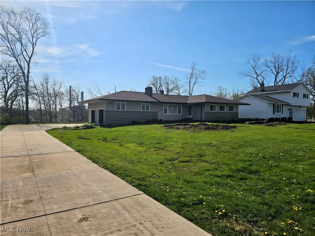35965 Lake Shore Boulevard, Eastlake, Ohio image 1