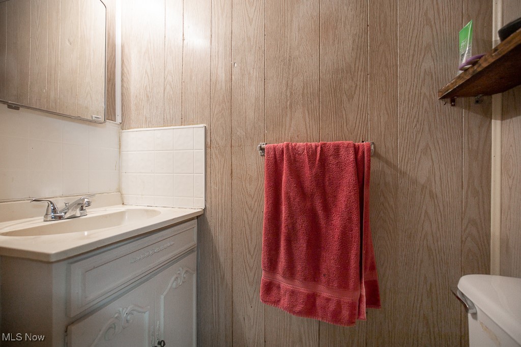 30062 Frank Drive, Wickliffe, Ohio image 32