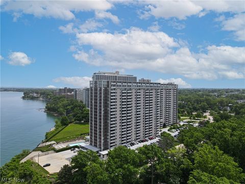 Condominium in Lakewood OH 12900 Lake Avenue.jpg