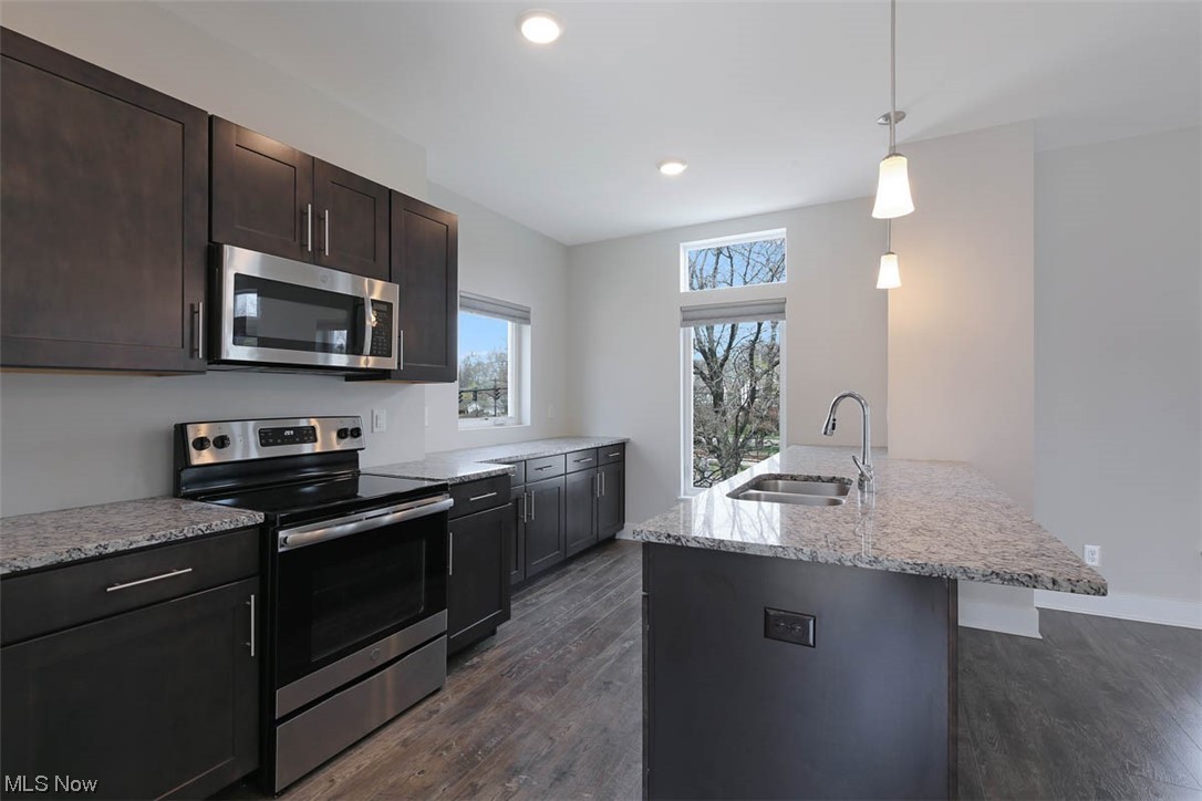 Van Aken Condos Ph 2 - Residential