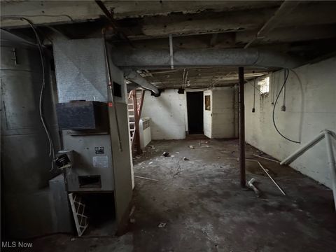 Tiny photo for 1011 Laurel Avenue, Akron, OH 44307 (MLS # 5180269)