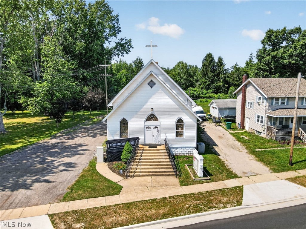923 W Main Street