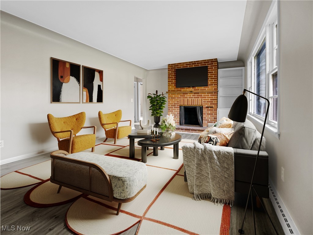 Lloyd 1 - Residential