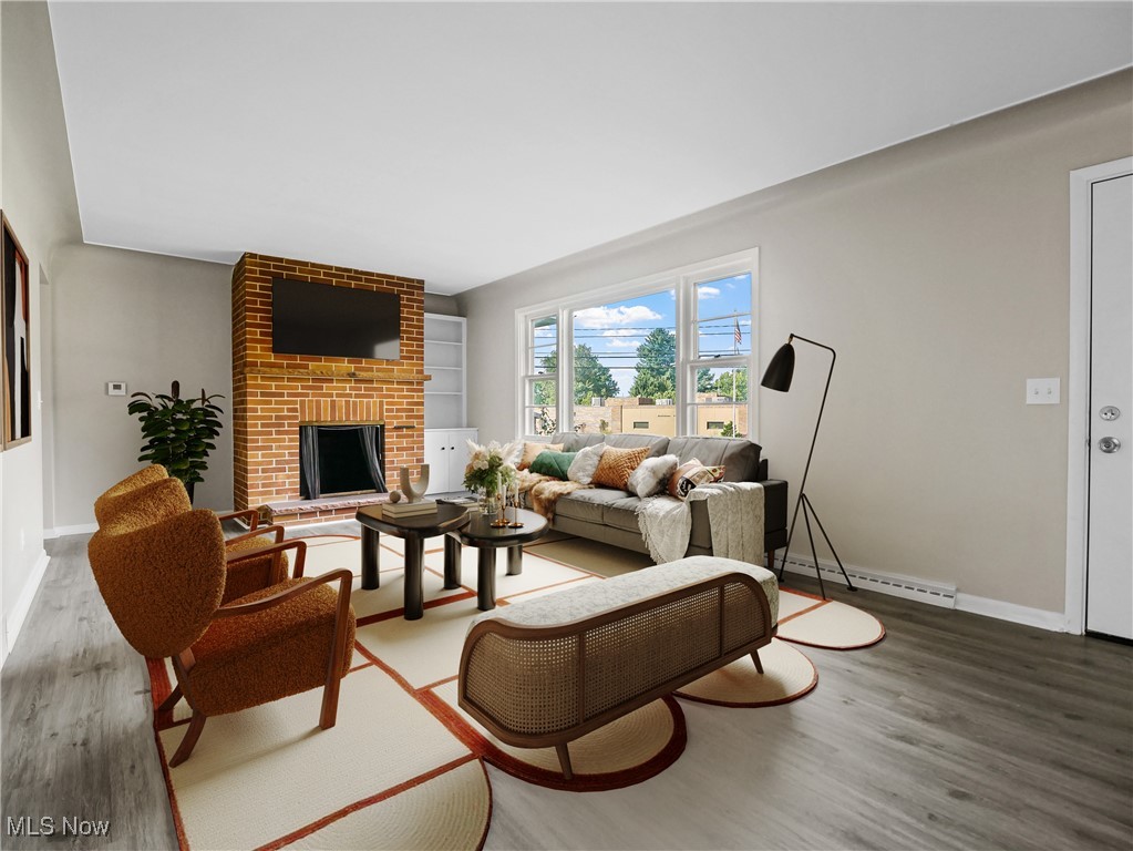 Lloyd 1 - Residential