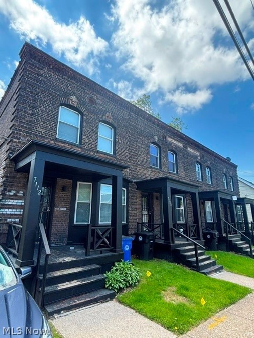 Turnkey investment opportunity! This massive fully renovated 4-unit townhomes style offers a total of 12 bedrooms and 4 bathrooms,
with each unit featuring 3 spacious bedrooms and 1 full bath. Renovated in 2025 with newer electrical, plumbing, windows, water
heaters, furnaces, light fixtures, and fresh paint throughout.

All units are currently tenant-occupied with 1-year leases in place, generating over $5,000 per month (60k annually)in rental income,
providing immediate cash flow. Conveniently located near major bus lines, grocery stores, and highways in a strong rental area. All 4 units have been provided kitchen appliances, including stove, and refrigerator by owner.

Ideal for both new and seasoned investors looking for a high-performing, low-maintenance asset. Don't miss this rare opportunity! NO
SELLER FINANCING. Please do not disturb tenants. Interior showings granted after offer is submitted. Seller and agent have a disclosed relationship.