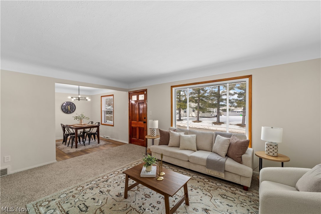 11412 Hempstead Road