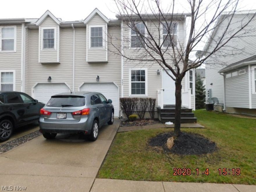 Three levels of living offer a comfortable living room and a bright eat-in kitchen that overlooks the beautiful outdoor living space. The functional kitchen has ample storage space. The master bedroom has a walk-in closet and large bathroom. The lower level features a carpeted family/pay room, lots of storage space and laundry room The townhouse is located minutes from State Routes 2 and 44 as well as Interstate 90. Care free low maintenance living. Freddie Mac will offer home buyers and select nonprofits an opportunity to purchase HomeSteps homes prior to competition from investors through the Freddie Mac First Look Initiative. During the first 20 days, a home is listed for sale in the Multiple Listing Service ("MLS"), HomeSteps will consider purchase offers from owner occupants, second home purchasers, public entities or their designated partners.