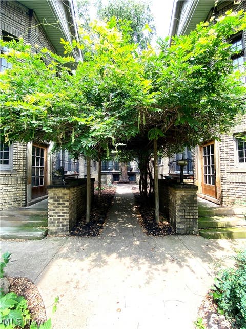 Tiny photo for 2469 Overlook Road #Unit 1, Cleveland Heights, OH 44106 (MLS # 5237277)