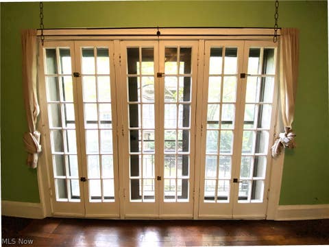 Tiny photo for 2469 Overlook Road #Unit 1, Cleveland Heights, OH 44106 (MLS # 5237277)