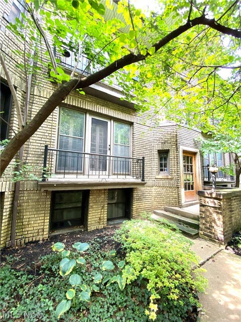 Photo of 2469 Overlook Road #Unit 1, Cleveland Heights, OH 44106 (MLS # 5237277)