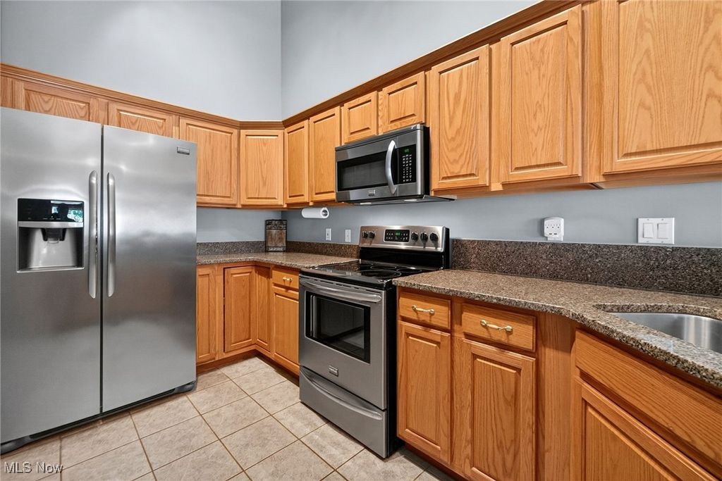 Photo of 16259 Emerald Point, Middleburg Heights, OH 44130 (MLS # 5165145)