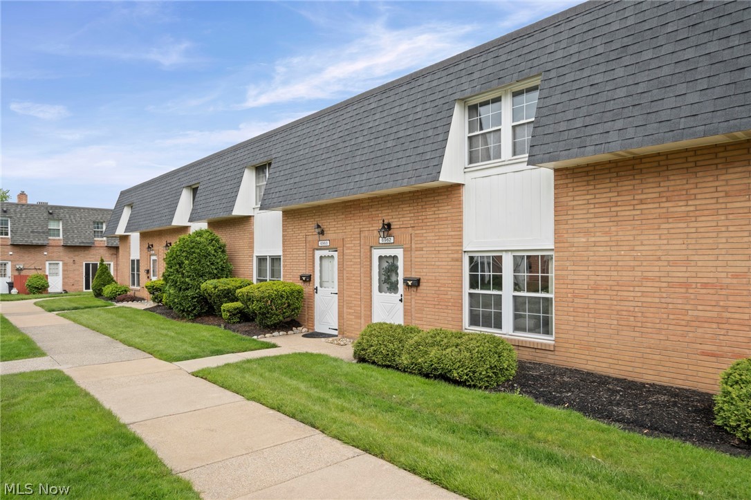 Parkway Place - Residential
