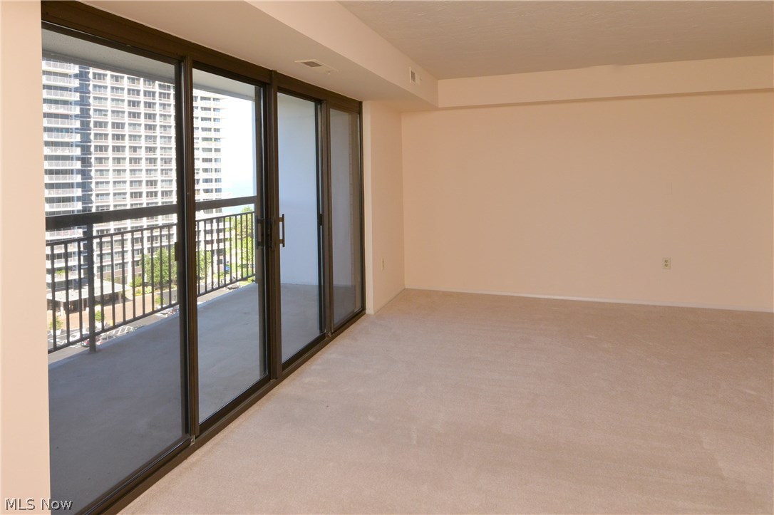 Meridian Condo - Residential