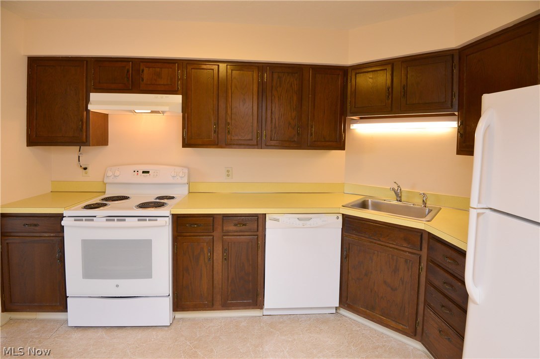 Meridian Condo - Residential