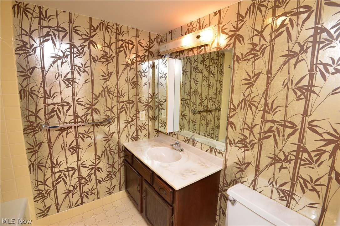 Meridian Condo - Residential