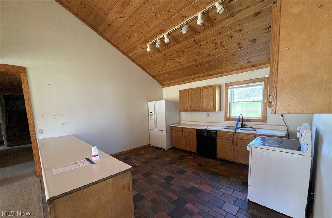 Richard J & Angela S Morosko - Residential