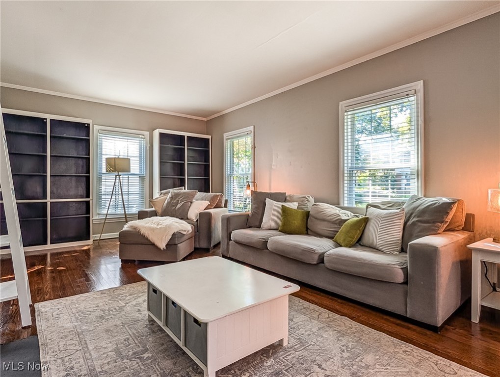 University Heights, Ohio 44118, United States, 4 Bedrooms Bedrooms, ,2 BathroomsBathrooms,Residential,Active,238661