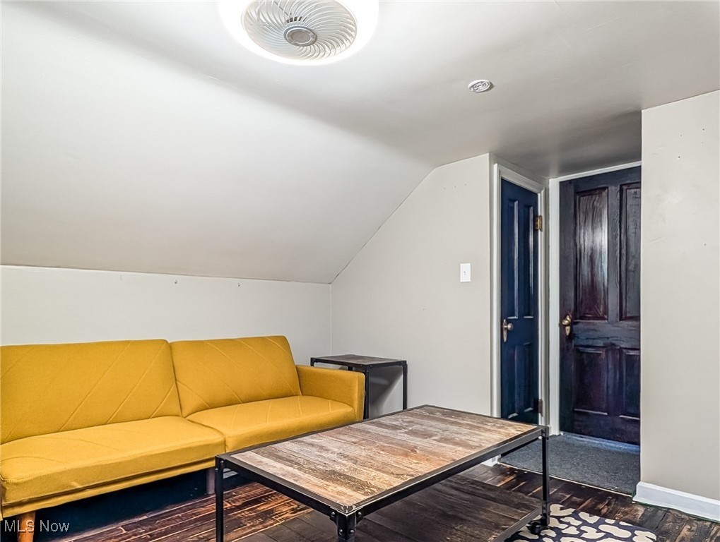 University Heights, Ohio 44118, United States, 4 Bedrooms Bedrooms, ,2 BathroomsBathrooms,Residential,Active,238661