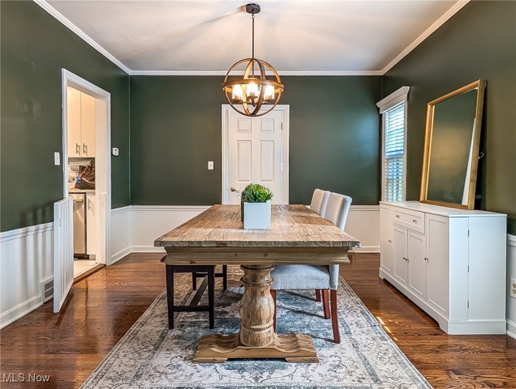 University Heights, Ohio 44118, United States, 4 Bedrooms Bedrooms, ,2 BathroomsBathrooms,Residential,Active,238661