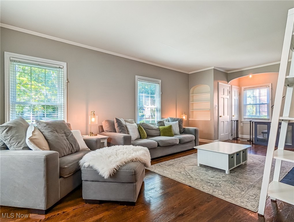 University Heights, Ohio 44118, United States, 4 Bedrooms Bedrooms, ,2 BathroomsBathrooms,Residential,Active,238661