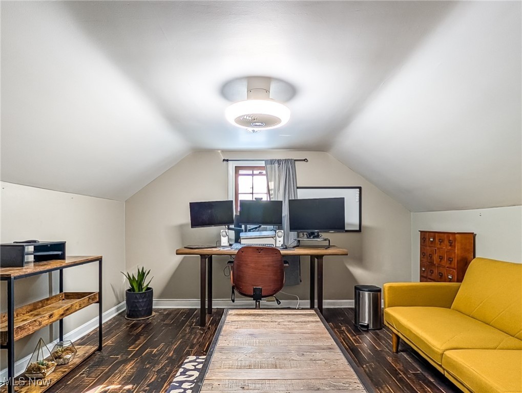 University Heights, Ohio 44118, United States, 4 Bedrooms Bedrooms, ,2 BathroomsBathrooms,Residential,Active,238661