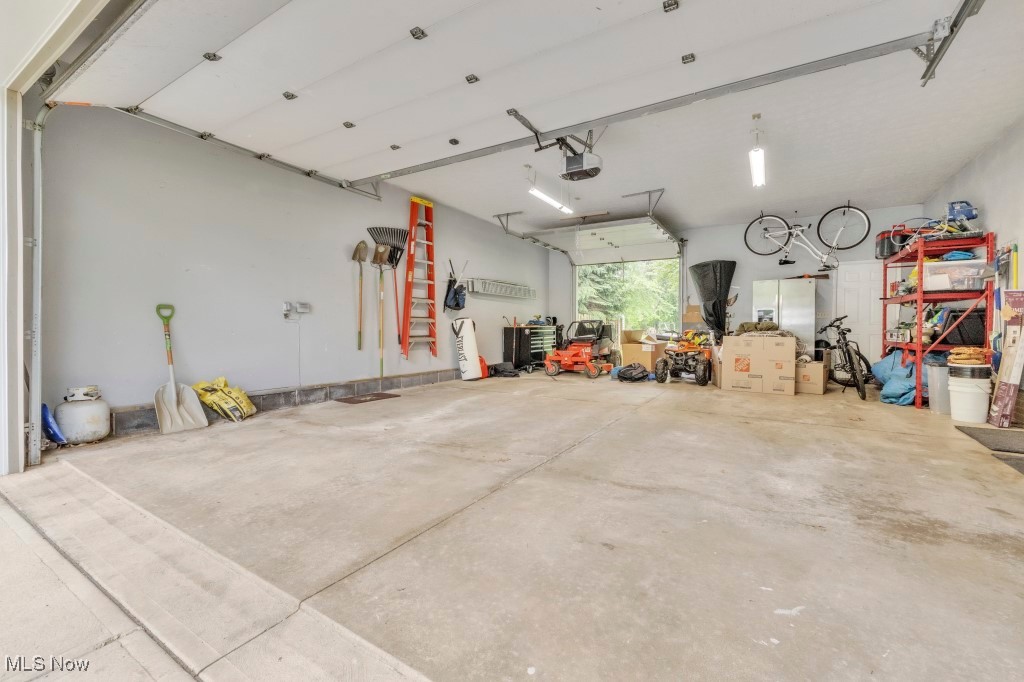 6254 Mackenzie Road, North Olmsted, Ohio image 45