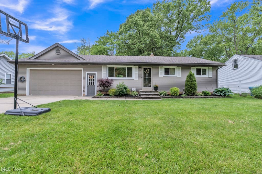 6254 Mackenzie Road, North Olmsted, Ohio image 13