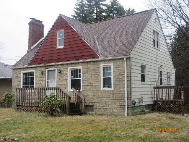 Nice 3 bedroom cape, full basement, detached garage and more.
