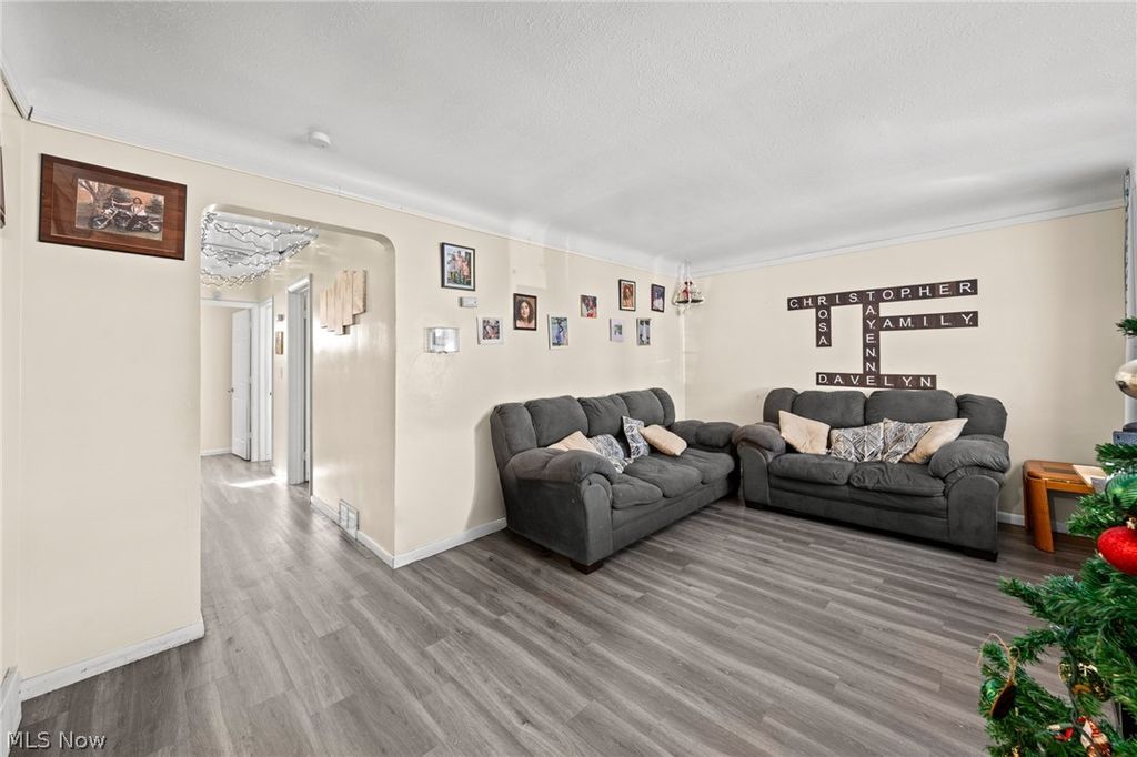 Photo of 3817 Woodbridge Avenue, Cleveland, OH 44109 (MLS # 5193741)