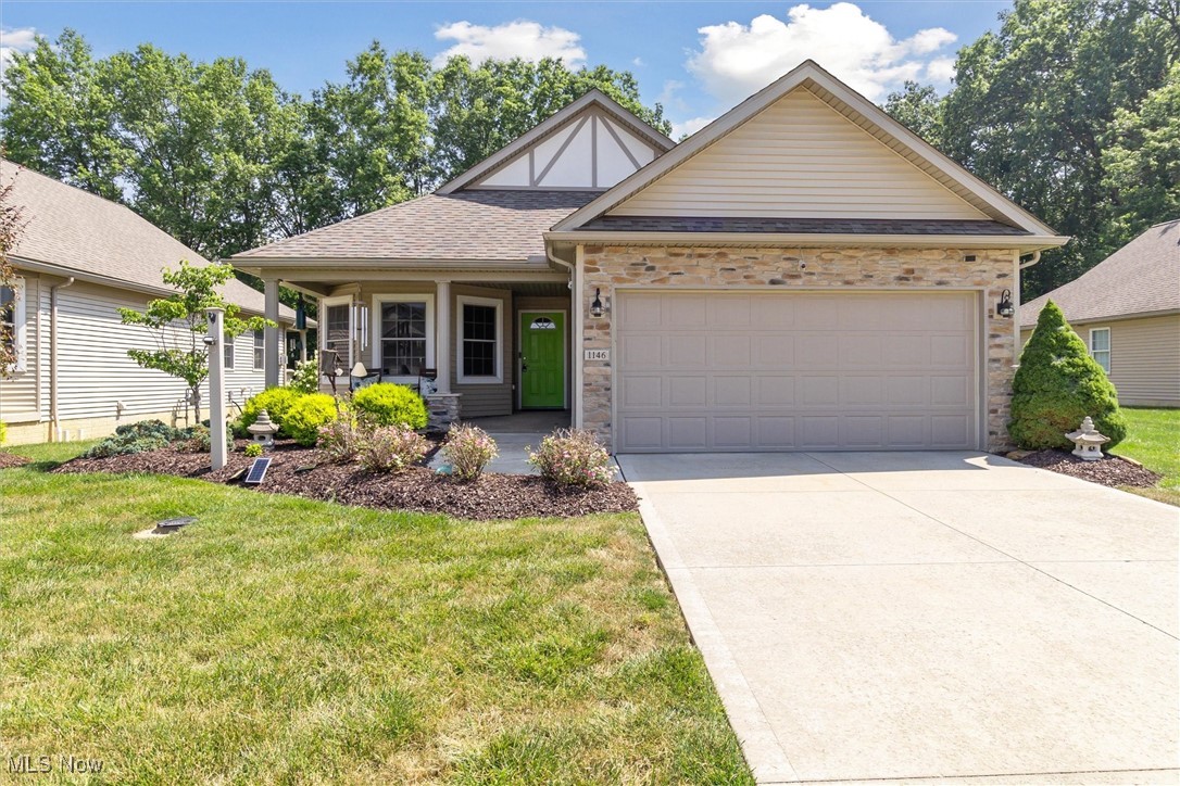 1146 Fox Run