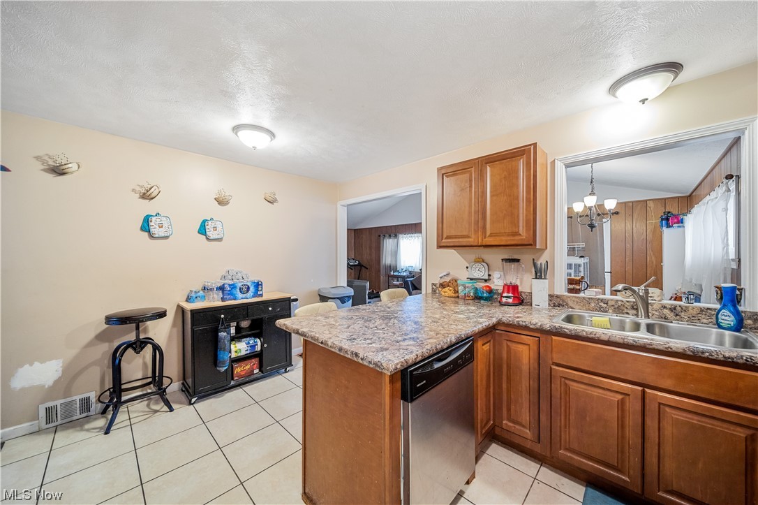 Milan S Kapels - Residential