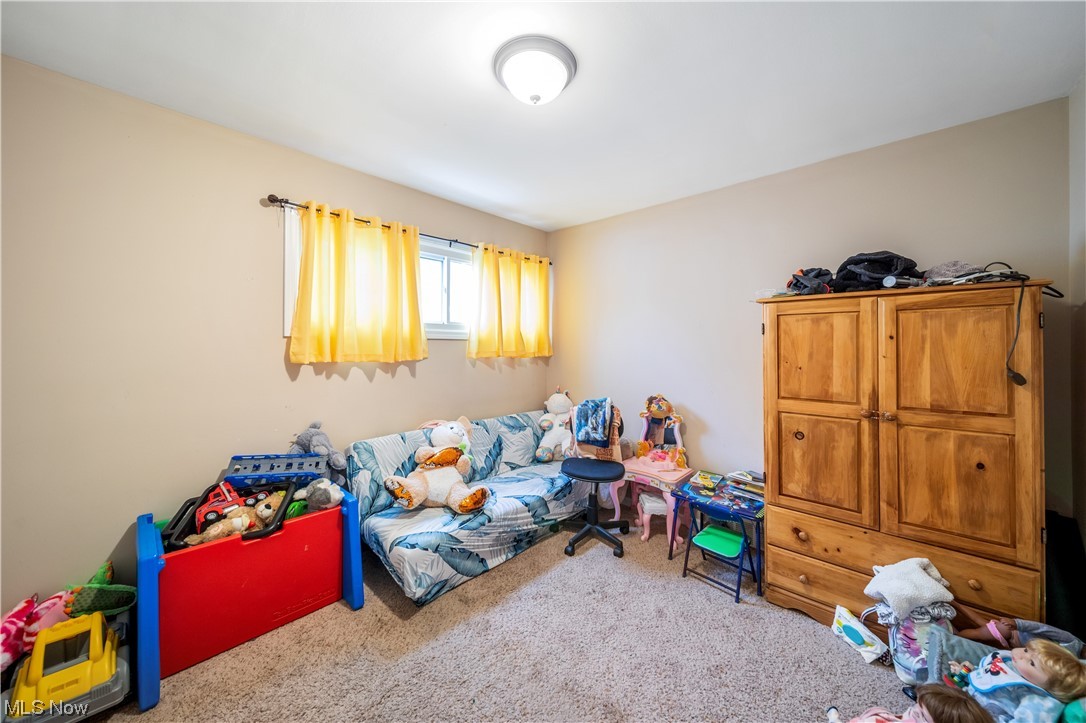 Milan S Kapels - Residential