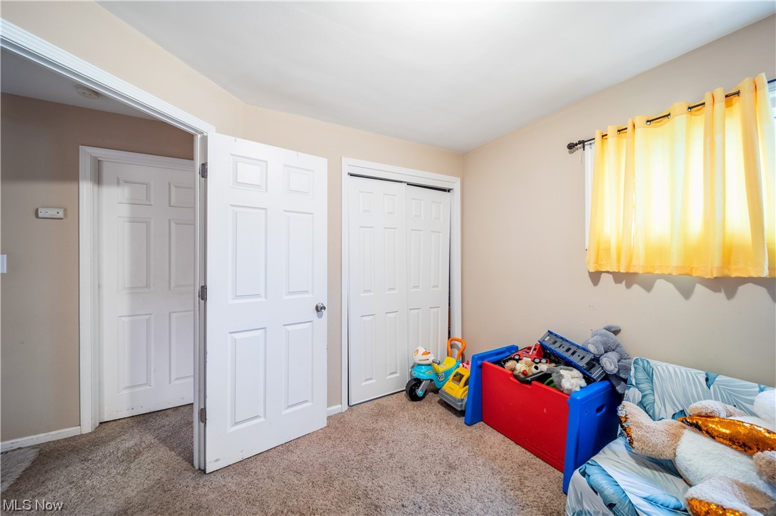 Milan S Kapels - Residential