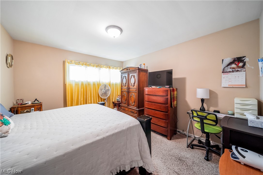 Milan S Kapels - Residential