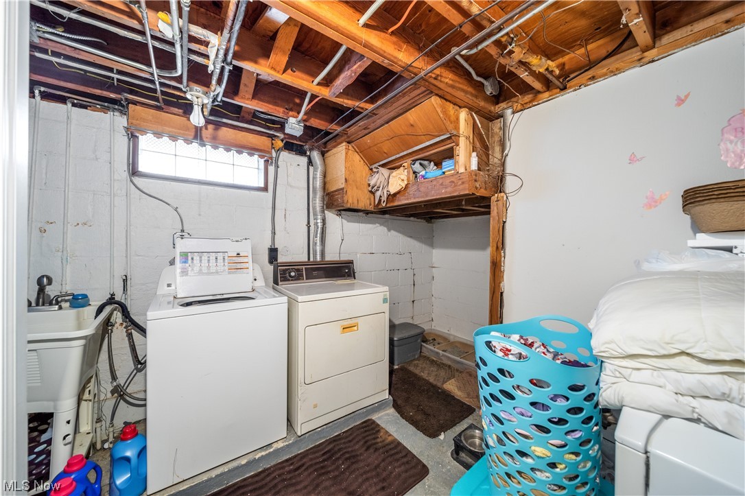 Milan S Kapels - Residential