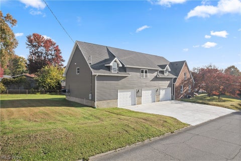 Tiny photo for 2503 Liberty Street, Parkersburg, WV 26101 (MLS # 5256378)
