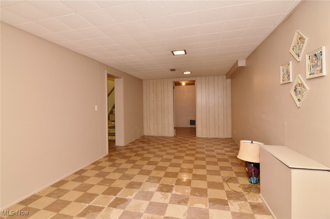 Cleveland Heights, Ohio 44121, United States, 4 Bedrooms Bedrooms, ,3 BathroomsBathrooms,Residential,Active,132131