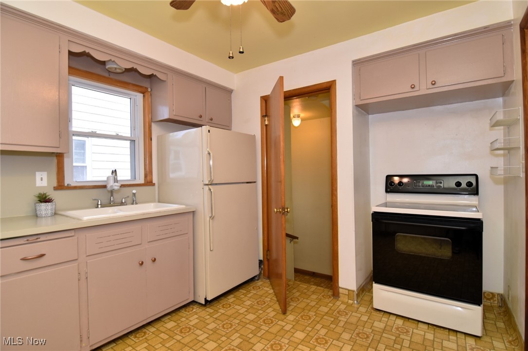 Cleveland Heights, Ohio 44121, United States, 4 Bedrooms Bedrooms, ,3 BathroomsBathrooms,Residential,Active,132131