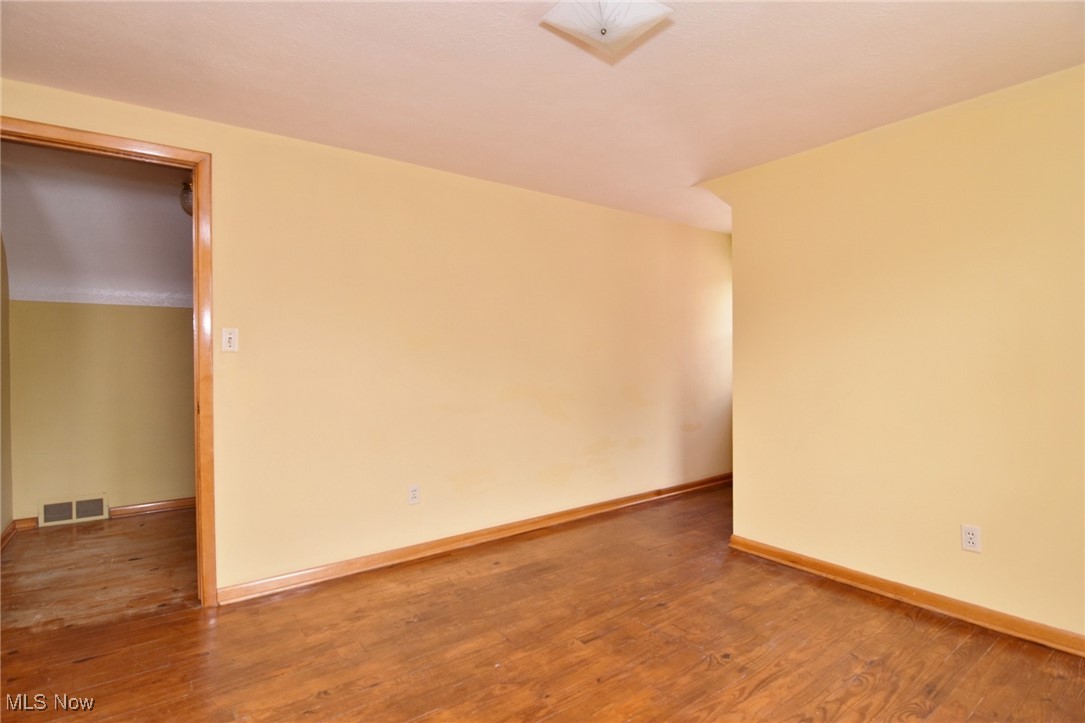 Cleveland Heights, Ohio 44121, United States, 4 Bedrooms Bedrooms, ,3 BathroomsBathrooms,Residential,Active,132131