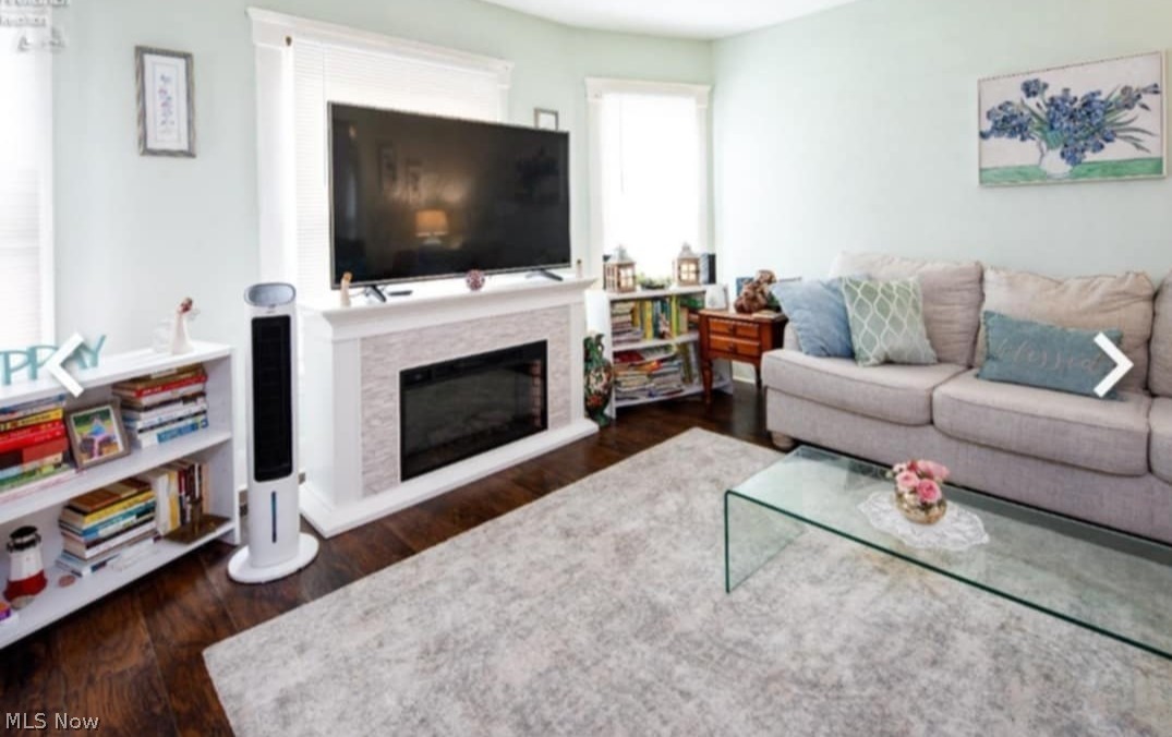 742 Lakeside Avenue