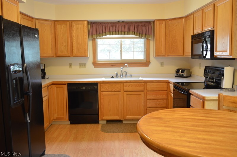 Robin Ridge Condo - Residential