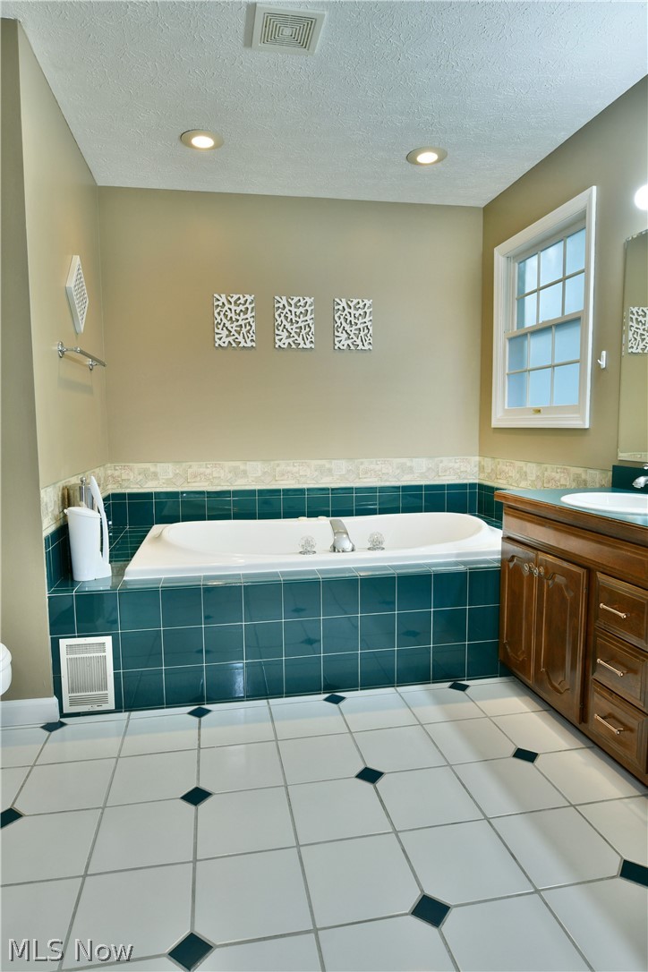 Hidden Lakes Dev 02 - Residential