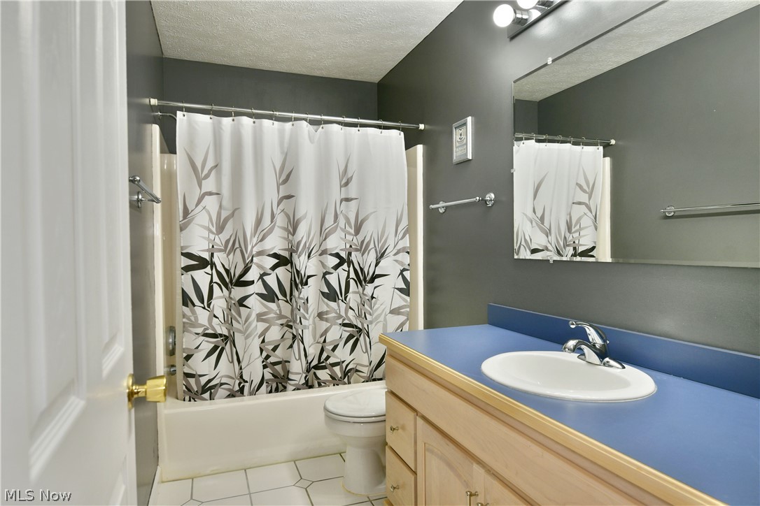 Hidden Lakes Dev 02 - Residential