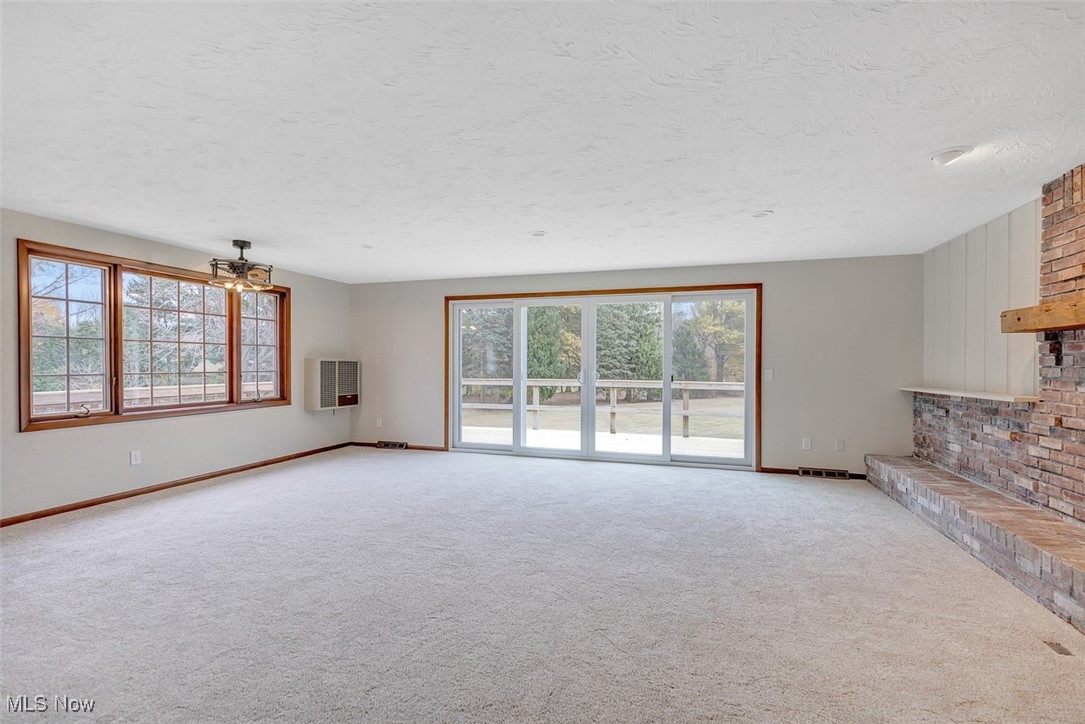 43800 Middle Ridge Road