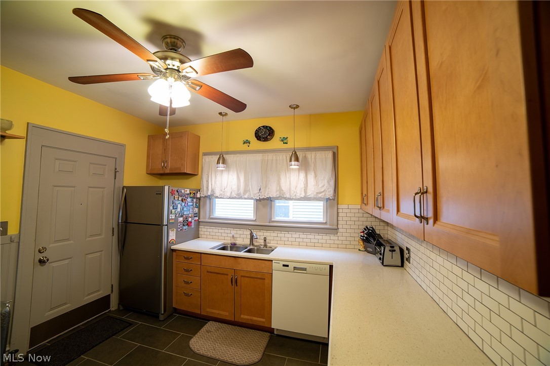 Mathew & Gilbert 07 - Residential