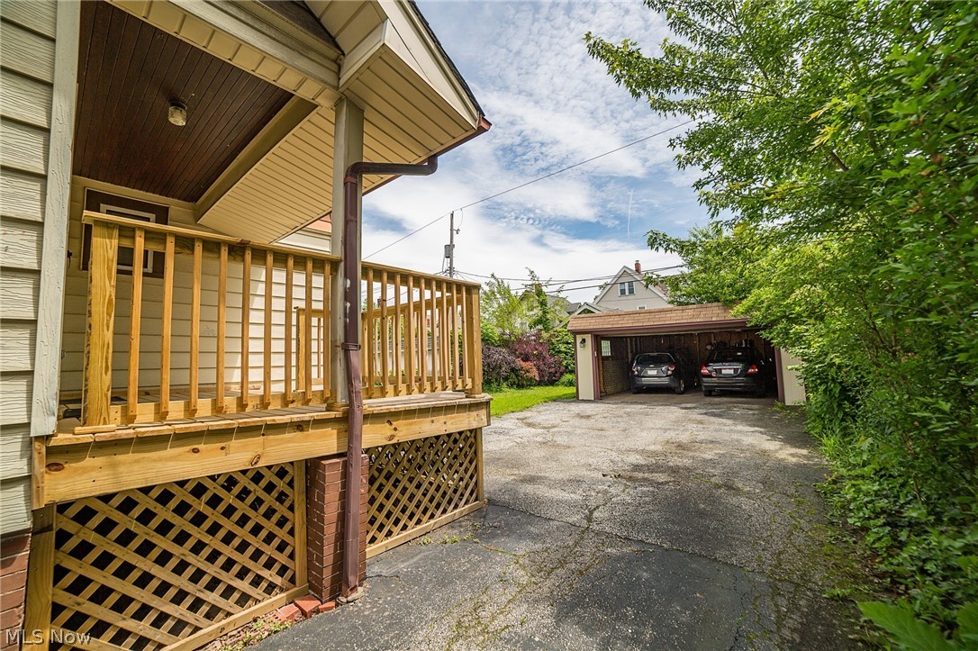 Mathew & Gilbert 07 - Residential