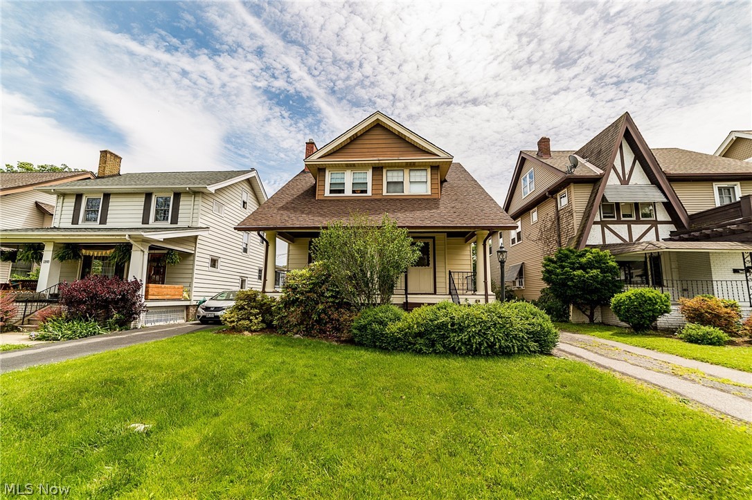 Mathew & Gilbert 07 - Residential